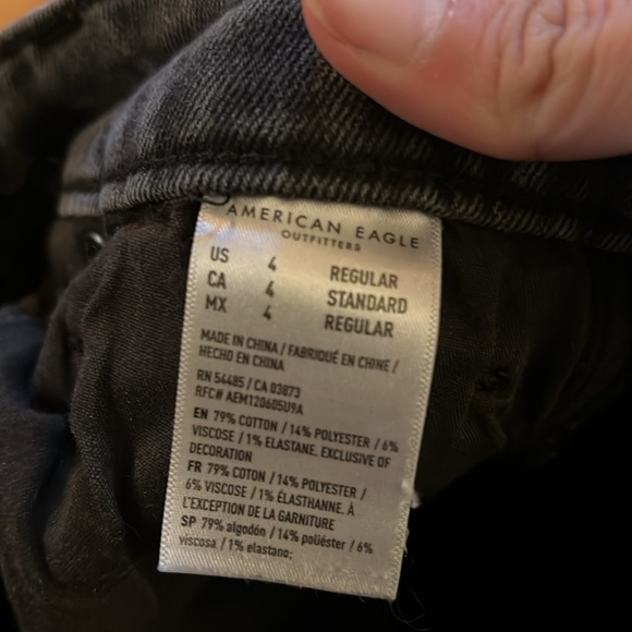 American Eagle Stretch Mom Jeans in distressed gray/black. - Picture 3 of 4